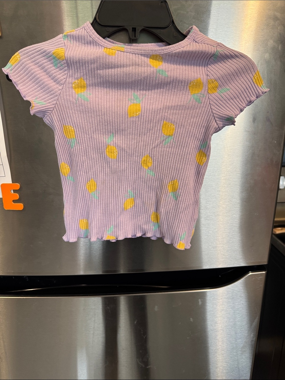 Old Navy Lavender Ribbed Tee with Yellow Lemon Motif